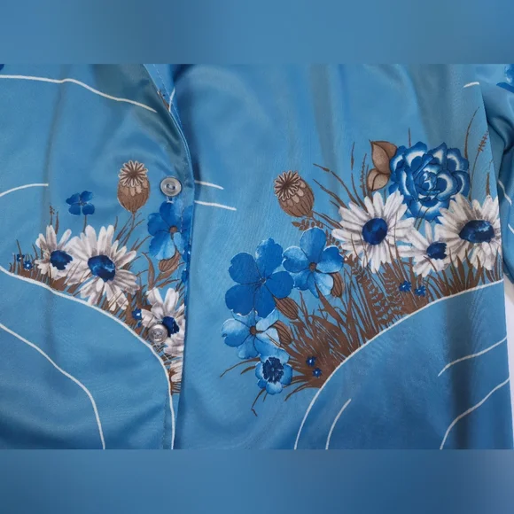 Vintage 70s Blue Silky Polyester Floral Daisy Poppy Top Shirt Women's Small - Picture 6 of 13